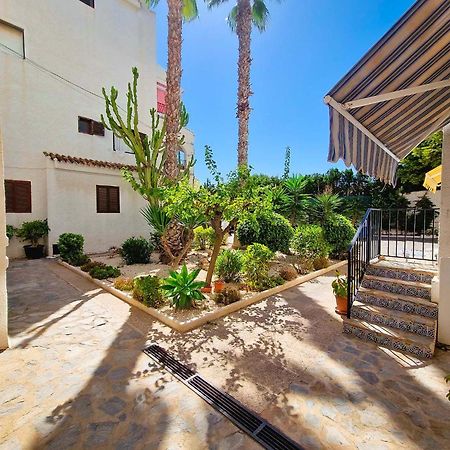 Residential With Pool, 500 Meters To The Beach Orihuela Bagian luar foto